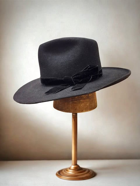 The Low Crown Legacy from the Heritage Collection Side Profile